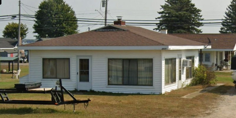 Pine Country House - Street View